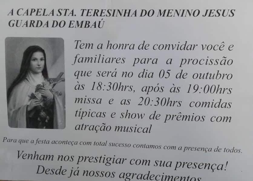 Procissão na Capela Santa Terezinha do Menino Jesus na Guarda do Embaú